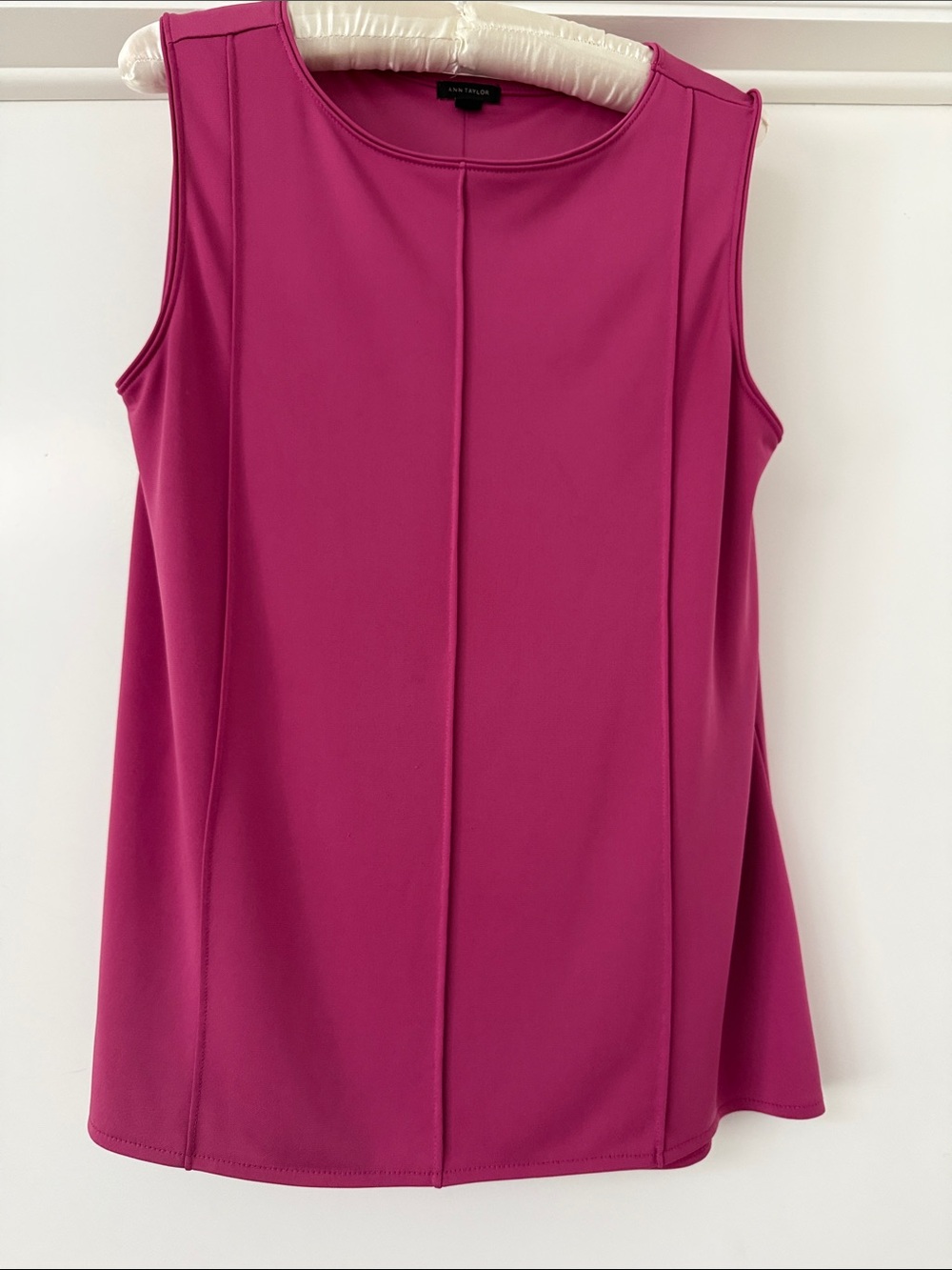 Ann Taylor Sleeveless Scoop Neck Tank - Fuchsia